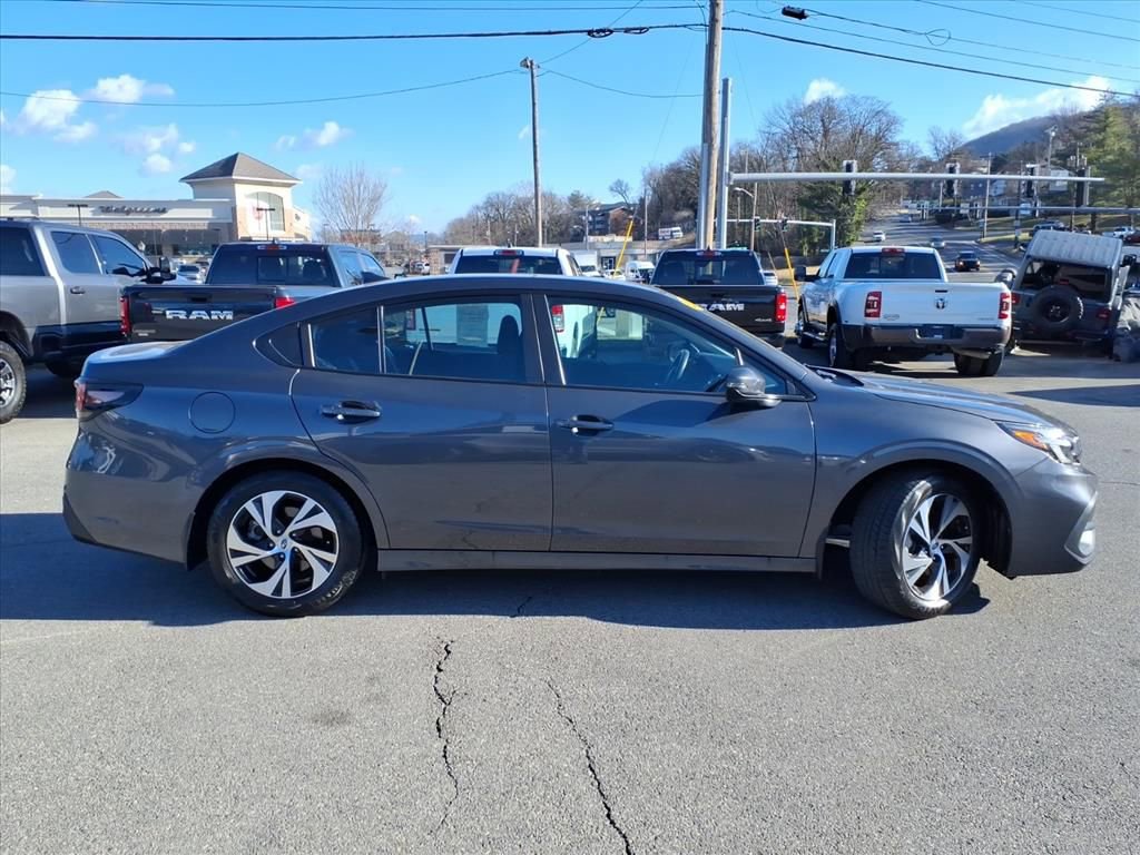 Used 2023 Subaru Legacy Premium image 3