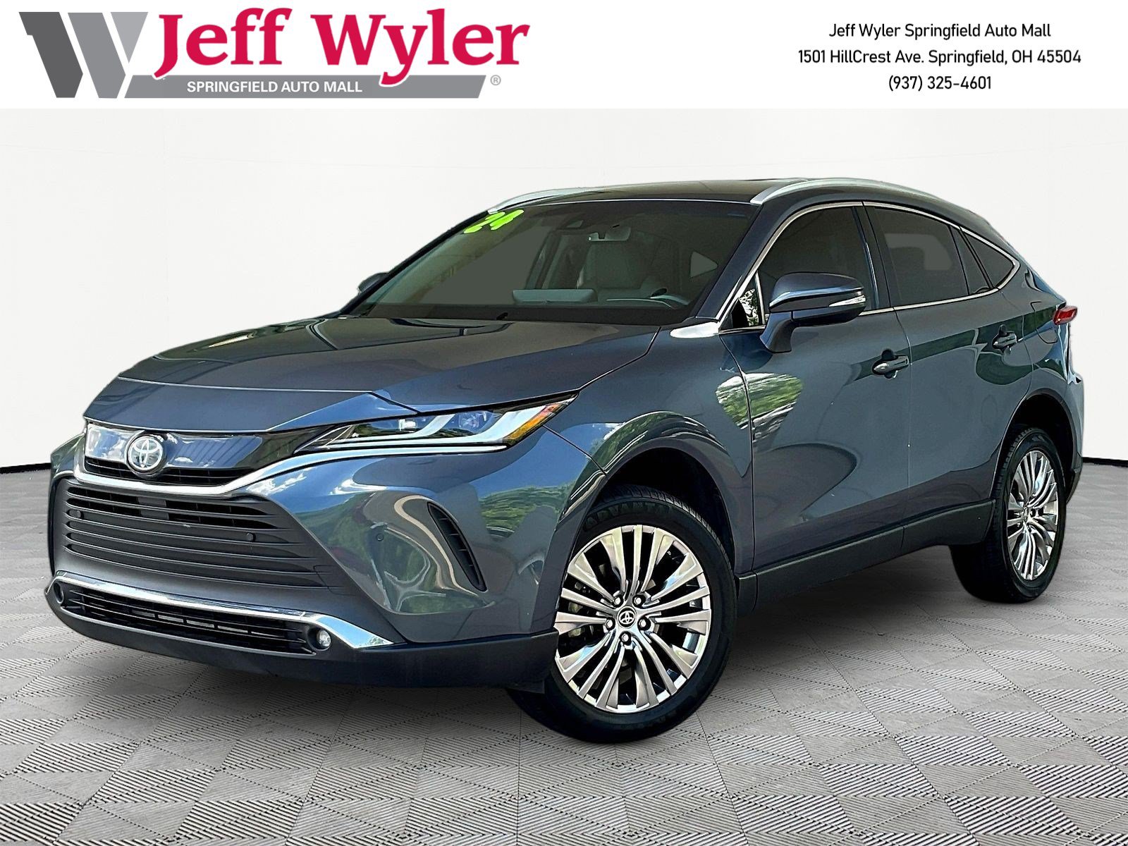Used 2024 Toyota Venza XLE