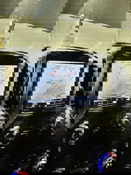 Used 2020 GMC Sierra 2500 SLT image 16