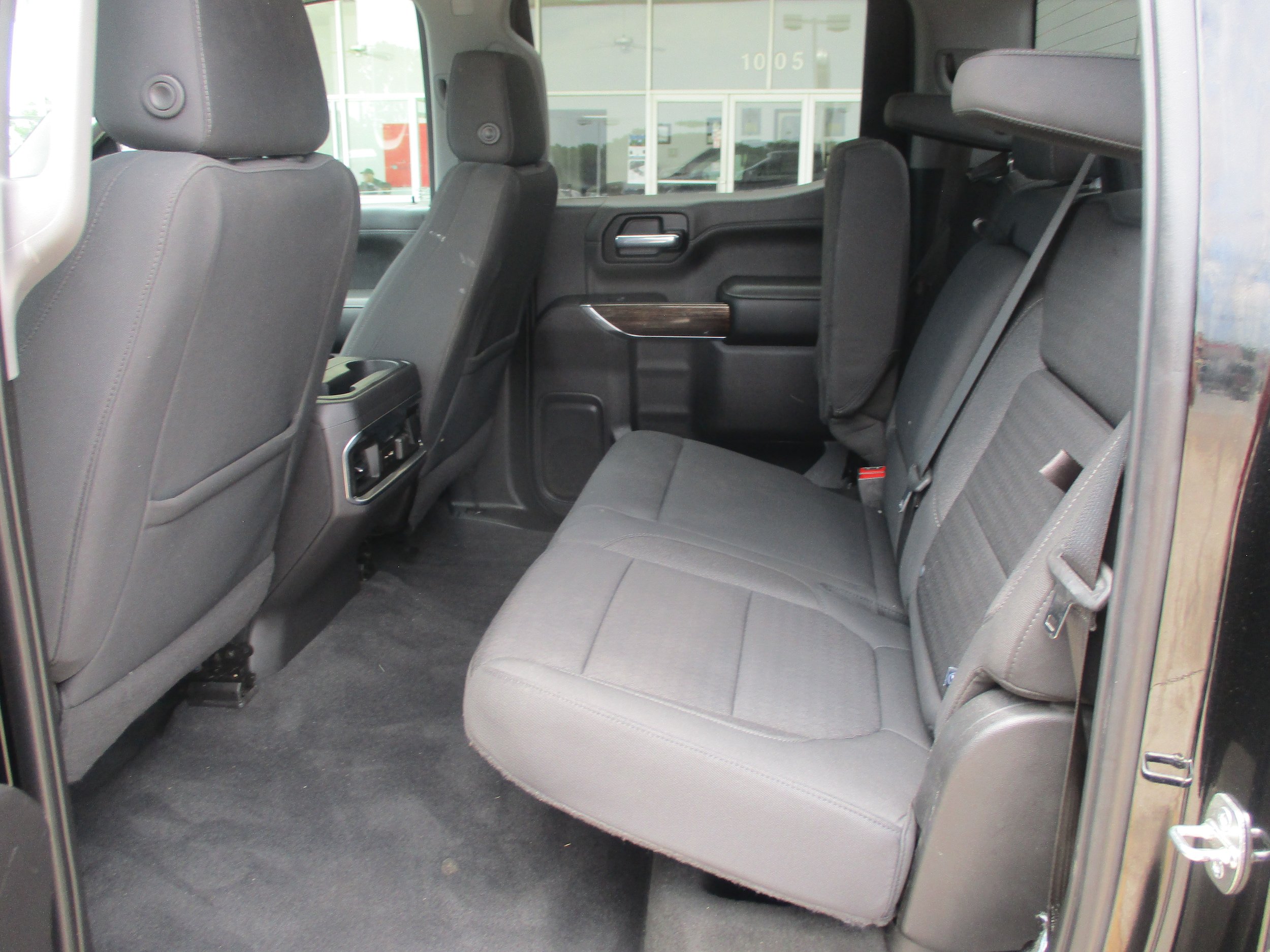 Used 2020 GMC Sierra 1500 Elevation w/ Elevation Value Package AWD/4WD image 6