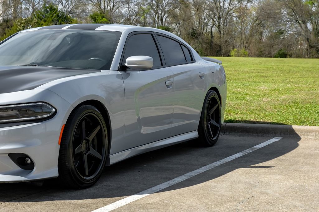 Used 2019 Dodge Charger Scat Pack w/ Navigation & Travel Group image 8