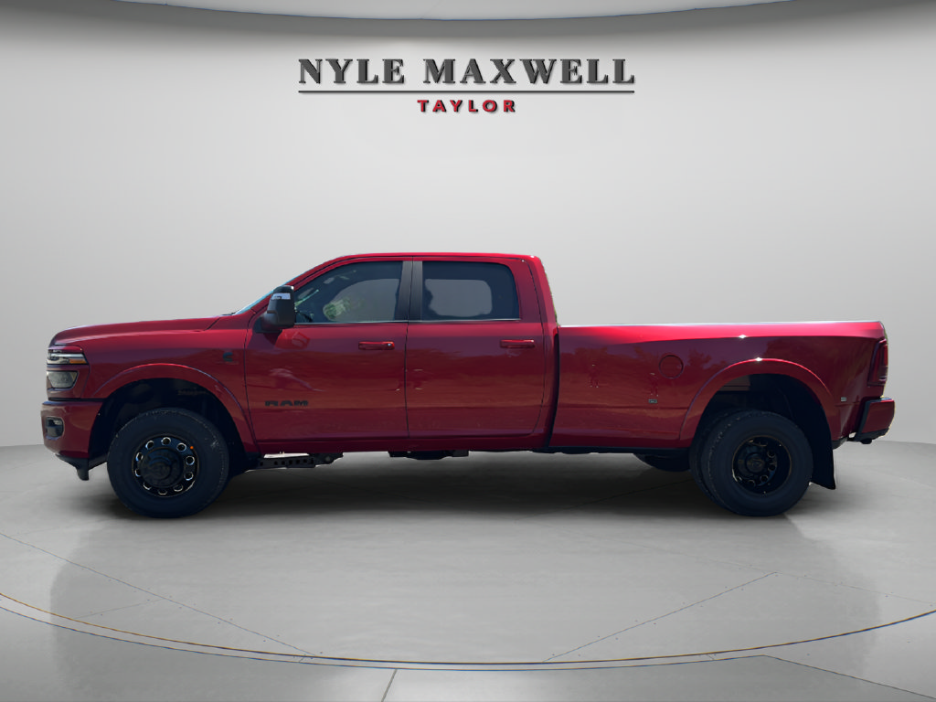 New 2027 RAM 3500 Laramie w/ Night Edition AWD/4WD image 10