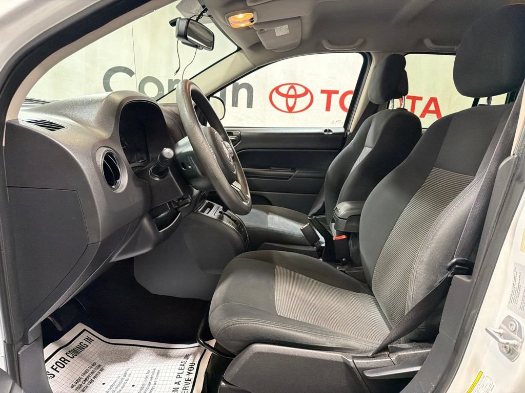 Used 2016 Jeep Compass Sport w/ Power Value Group FWD image 23
