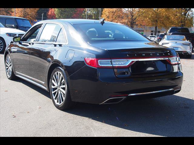 Used 2019 Lincoln Continental Select image 3