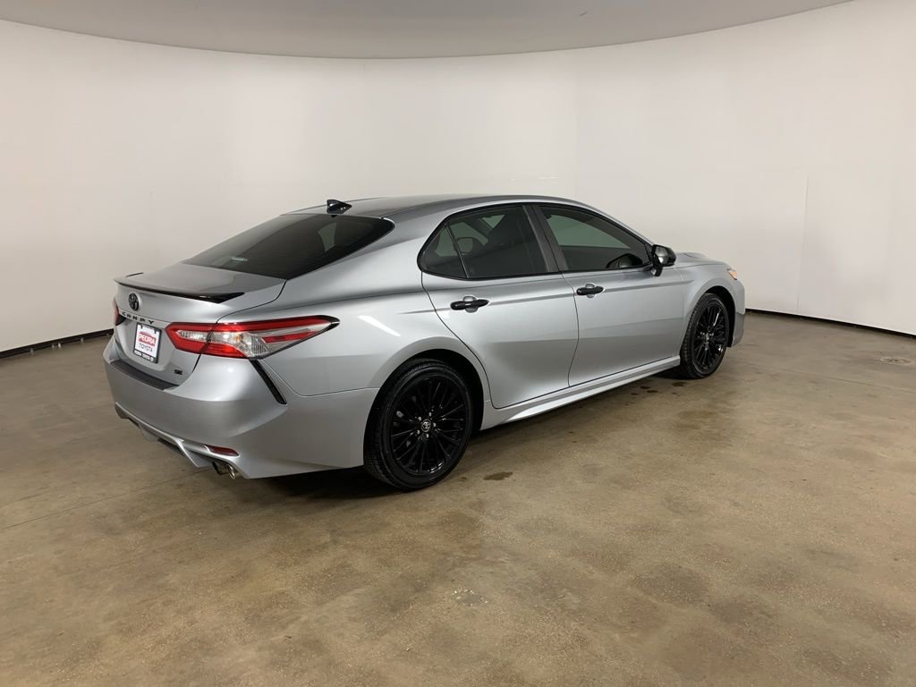 Used 2020 Toyota Camry SE image 8