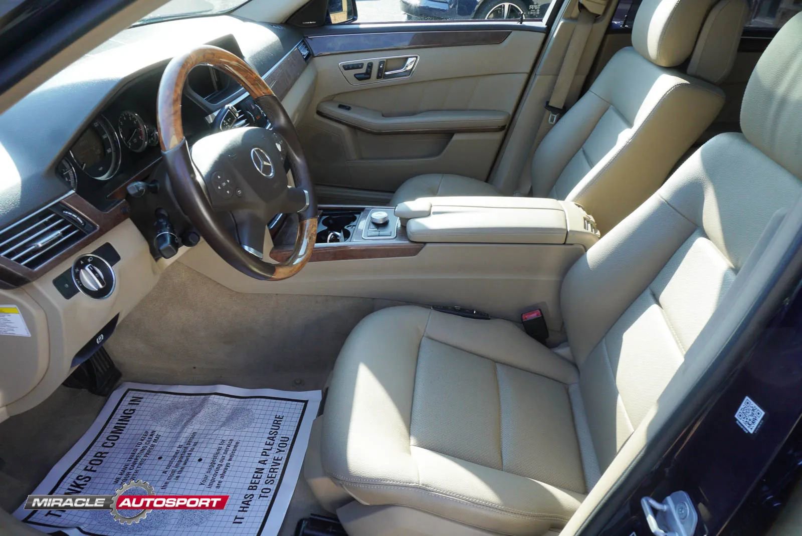 Used 2011 Mercedes-Benz E 350 4MATIC Wagon image 17