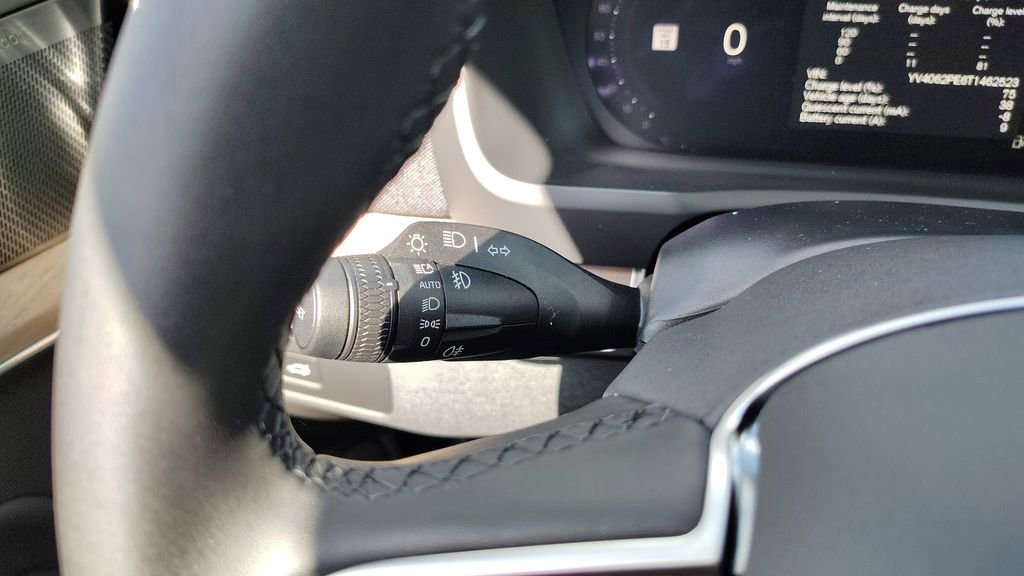 New 2026 Volvo XC90 B6 Plus image 18