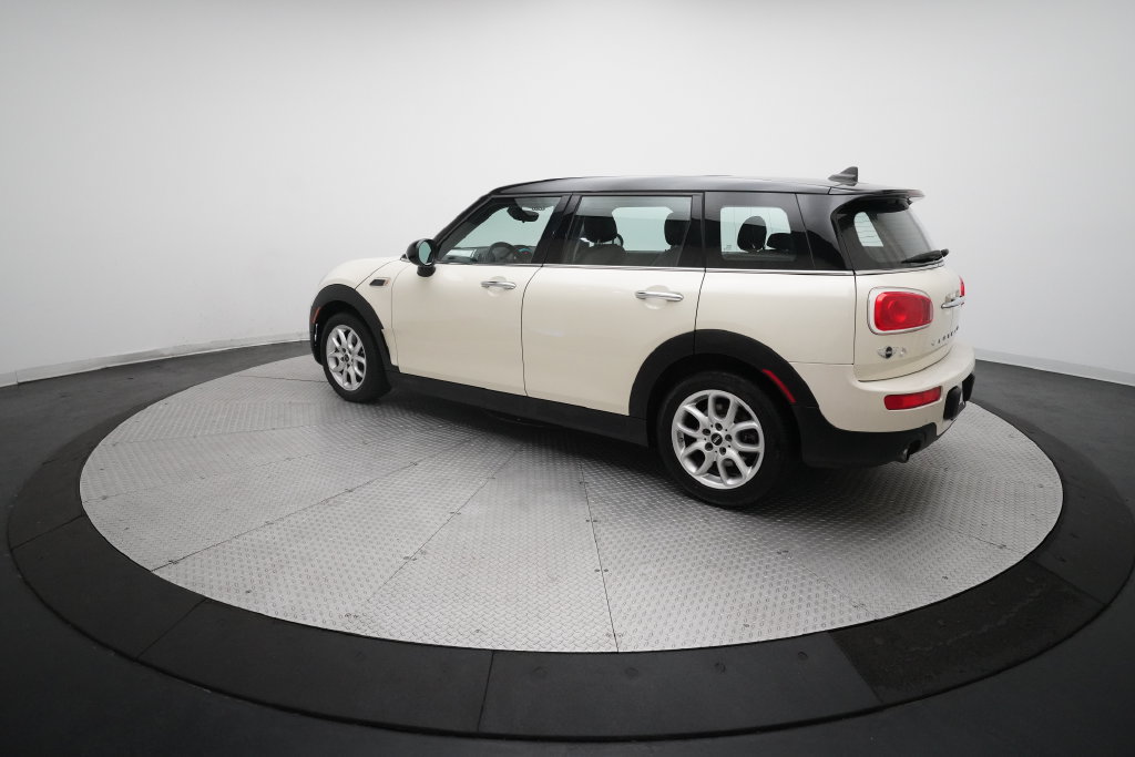 Used 2016 MINI Cooper Clubman FWD image 31