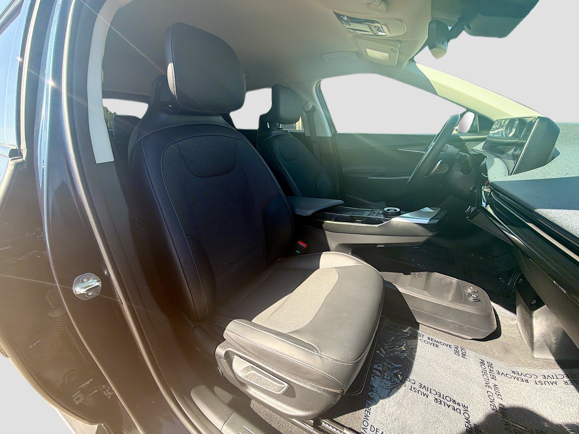 Used 2024 Kia EV6 Light AWD/4WD image 30
