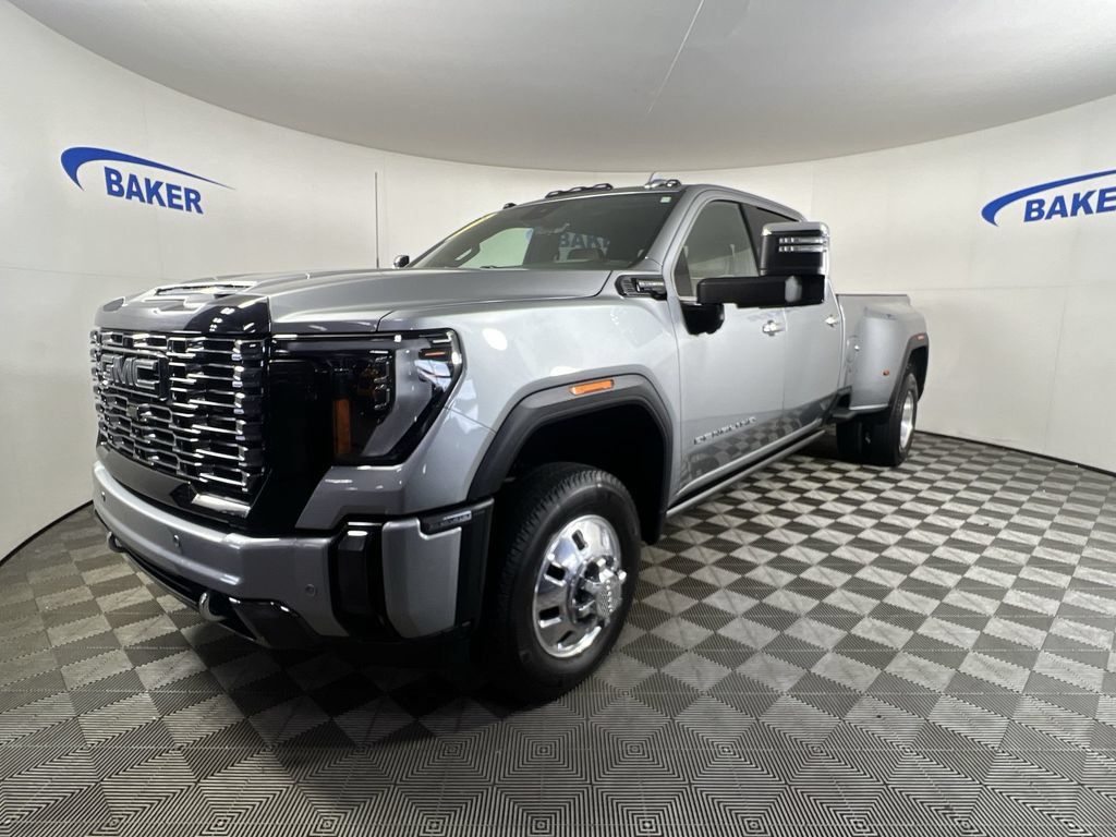 Certified 2025 GMC Sierra 3500 Denali Ultimate AWD/4WD image 5