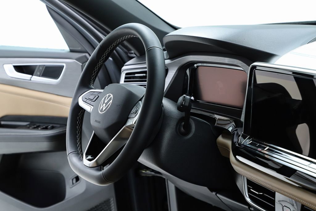 New 2026 Volkswagen Atlas Cross Sport SE image 74