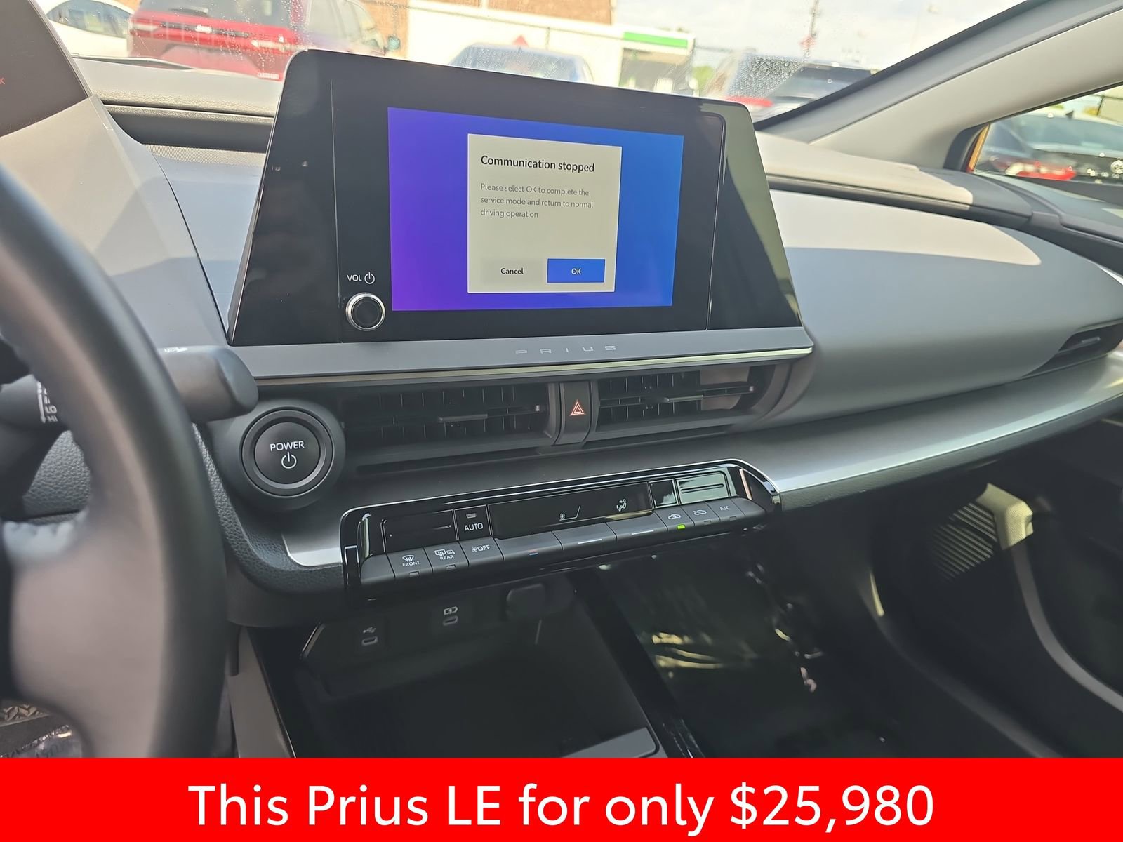 Used 2024 Toyota Prius LE FWD image 25