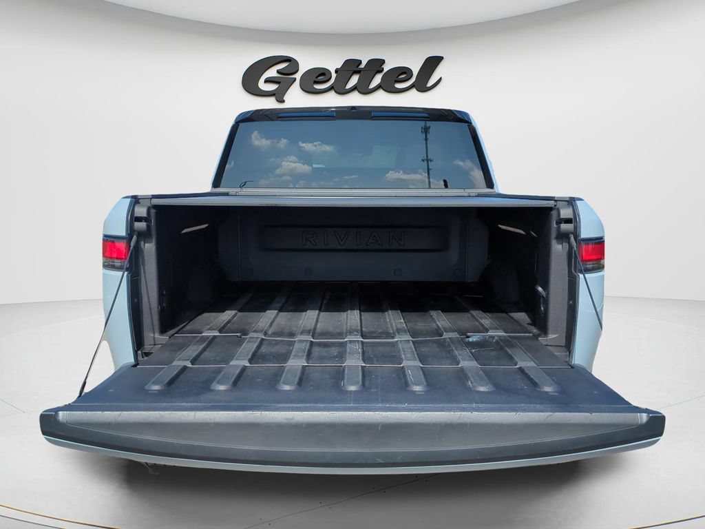 Used 2025 Rivian R1T Adventure AWD/4WD image 9