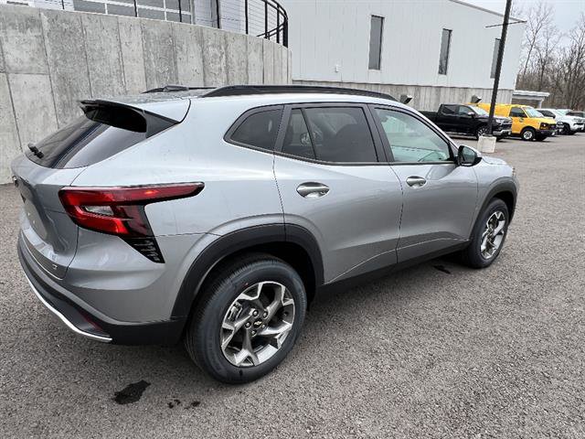 New 2026 Chevrolet Trax LT image 6