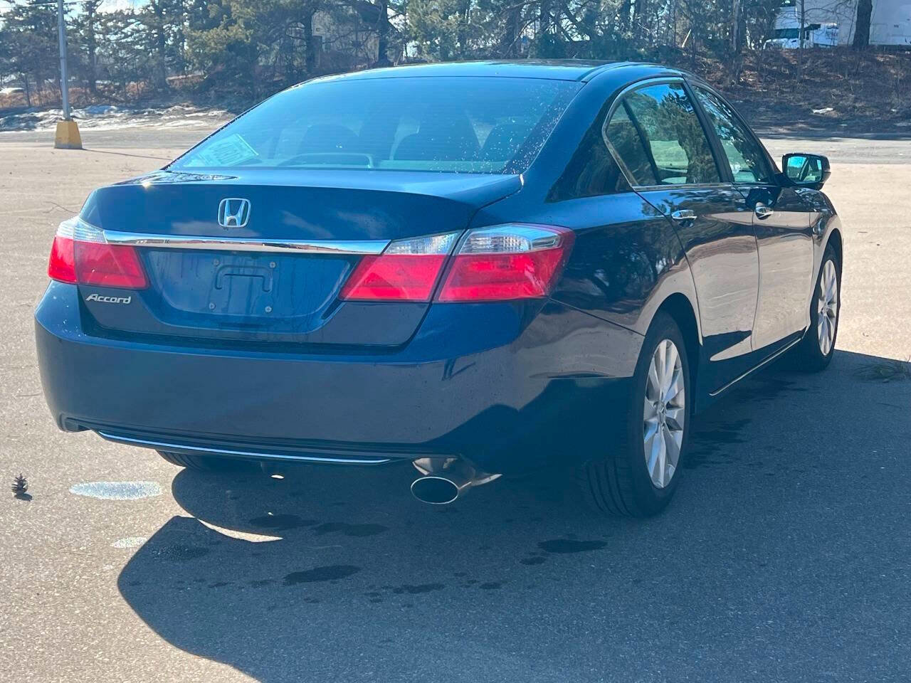Used 2015 Honda Accord EX image 4