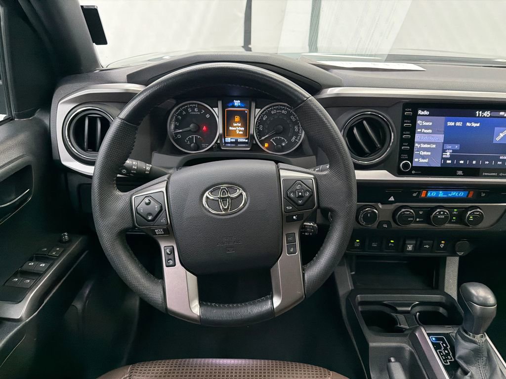 Used 2022 Toyota Tacoma Limited AWD/4WD image 25