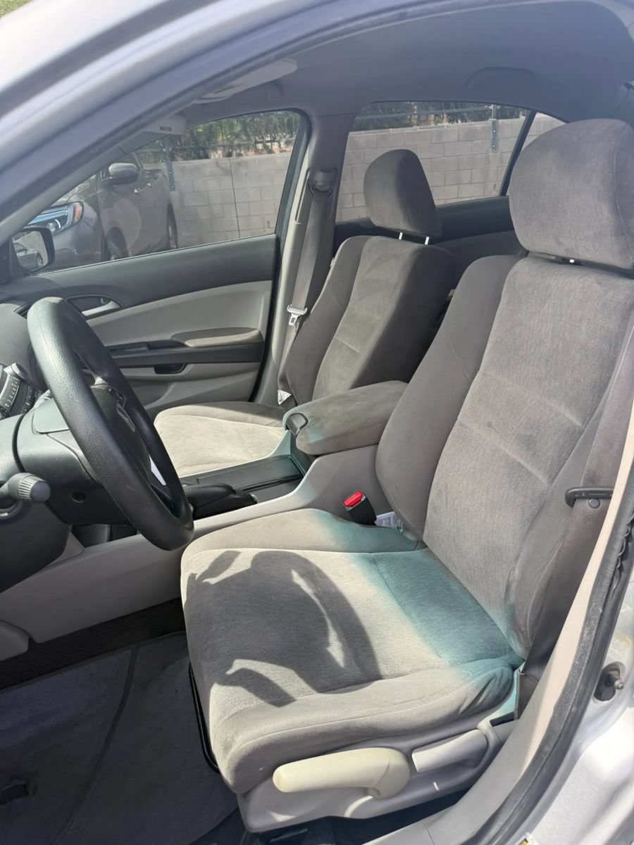 Used 2010 Honda Accord LX image 8
