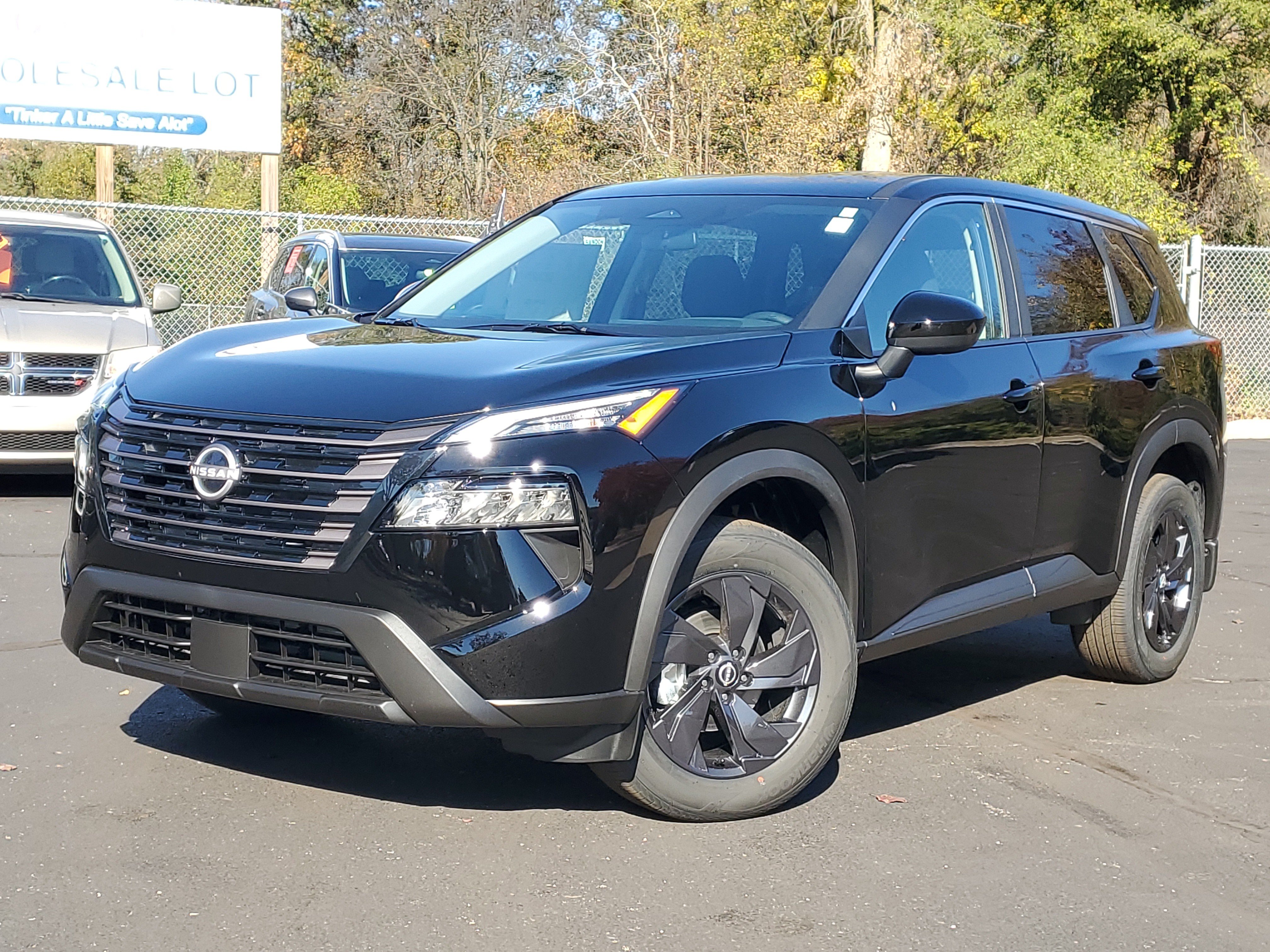 New 2027 Nissan Rogue SV w/ Cold Weather Package AWD/4WD 360° Tour