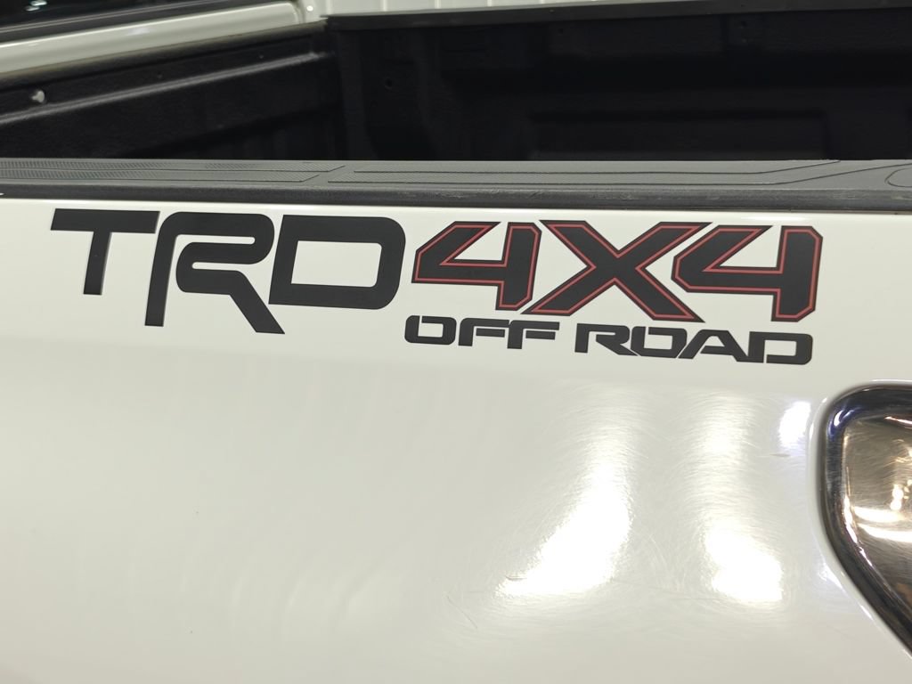 Used 2012 Toyota Tundra 4x4 CrewMax w/ Tow Pkg image 49