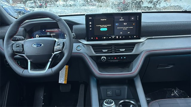 New 2026 Ford Explorer ST-Line w/ ST-Line Street Pack image 6