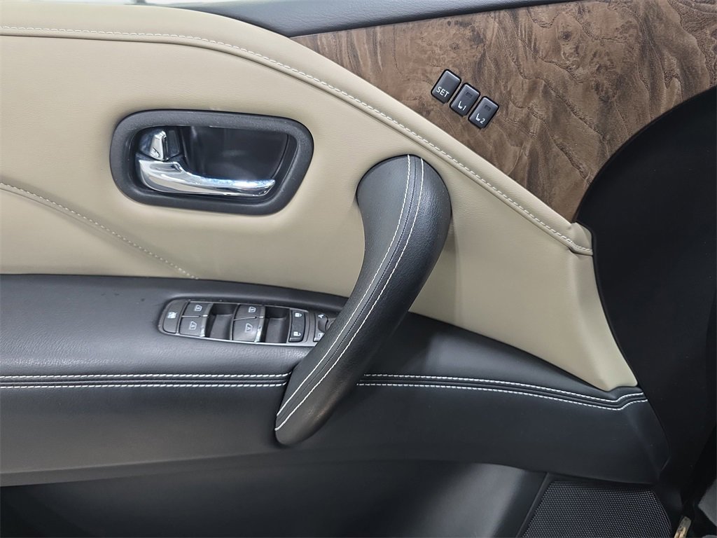 Certified 2023 INFINITI QX80 Premium Select w/ All-Season Package image 25