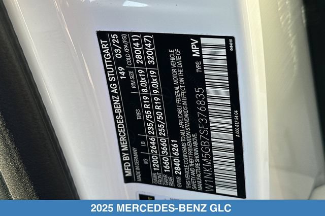 Used 2025 Mercedes-Benz GLC 350e 4MATIC w/ Driver Assistance Package image 32
