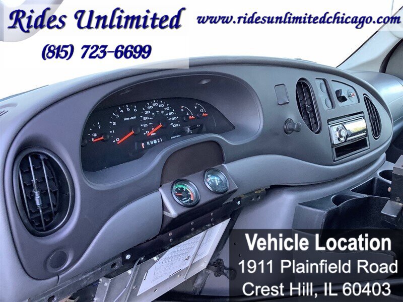 Used 2007 Ford E-150 and Econoline 150 Wagon RWD image 14