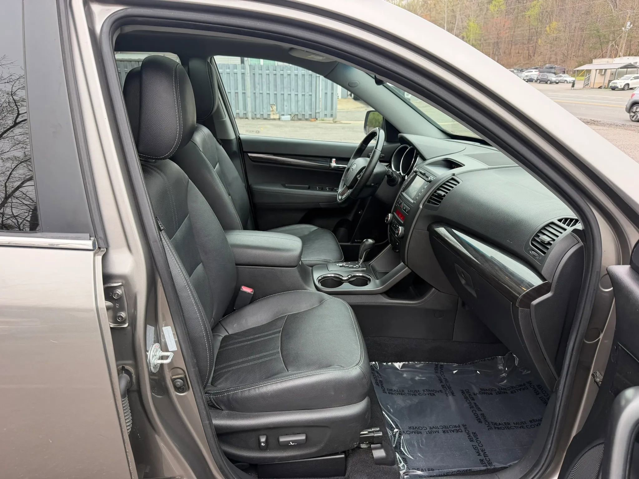 Used 2013 Kia Sorento SX w/ SX Premium Pkg image 16