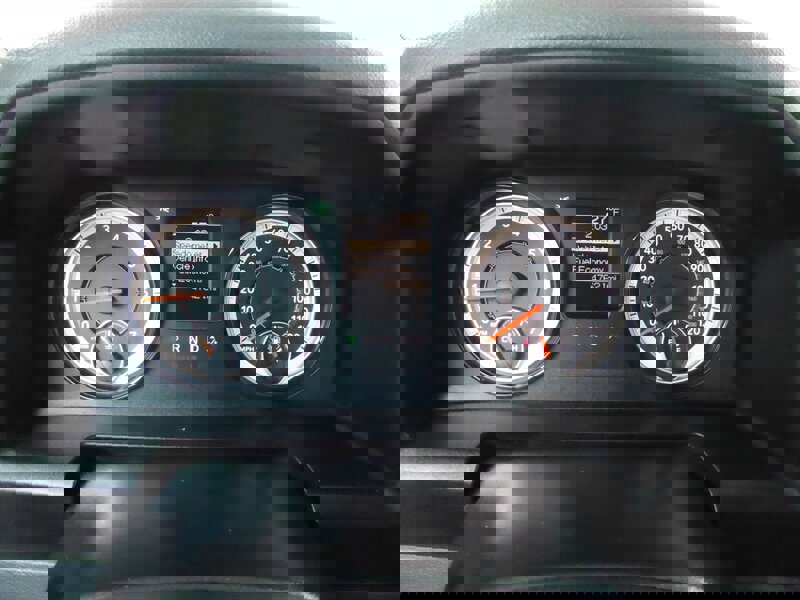 Used 2018 RAM 1500 Express image 8