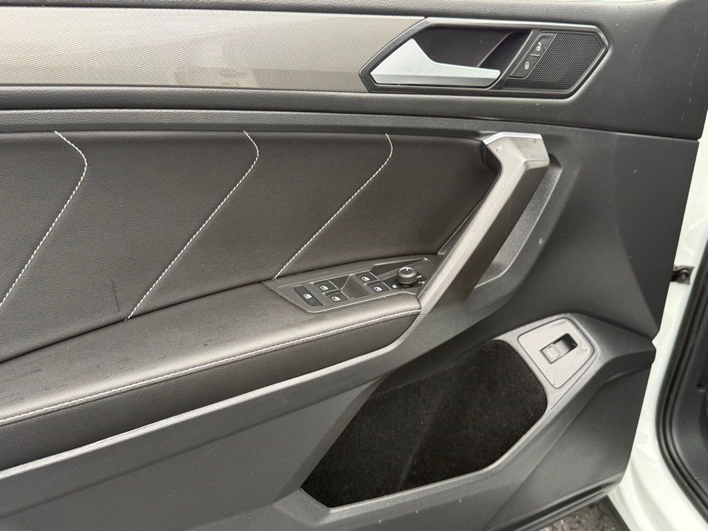 Used 2022 Volkswagen Tiguan SE FWD image 10