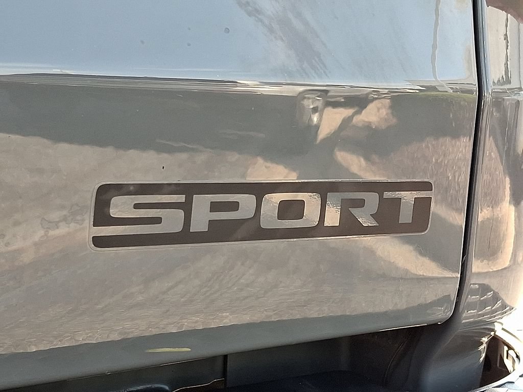 Used 2021 Jeep Gladiator Sport AWD/4WD image 30