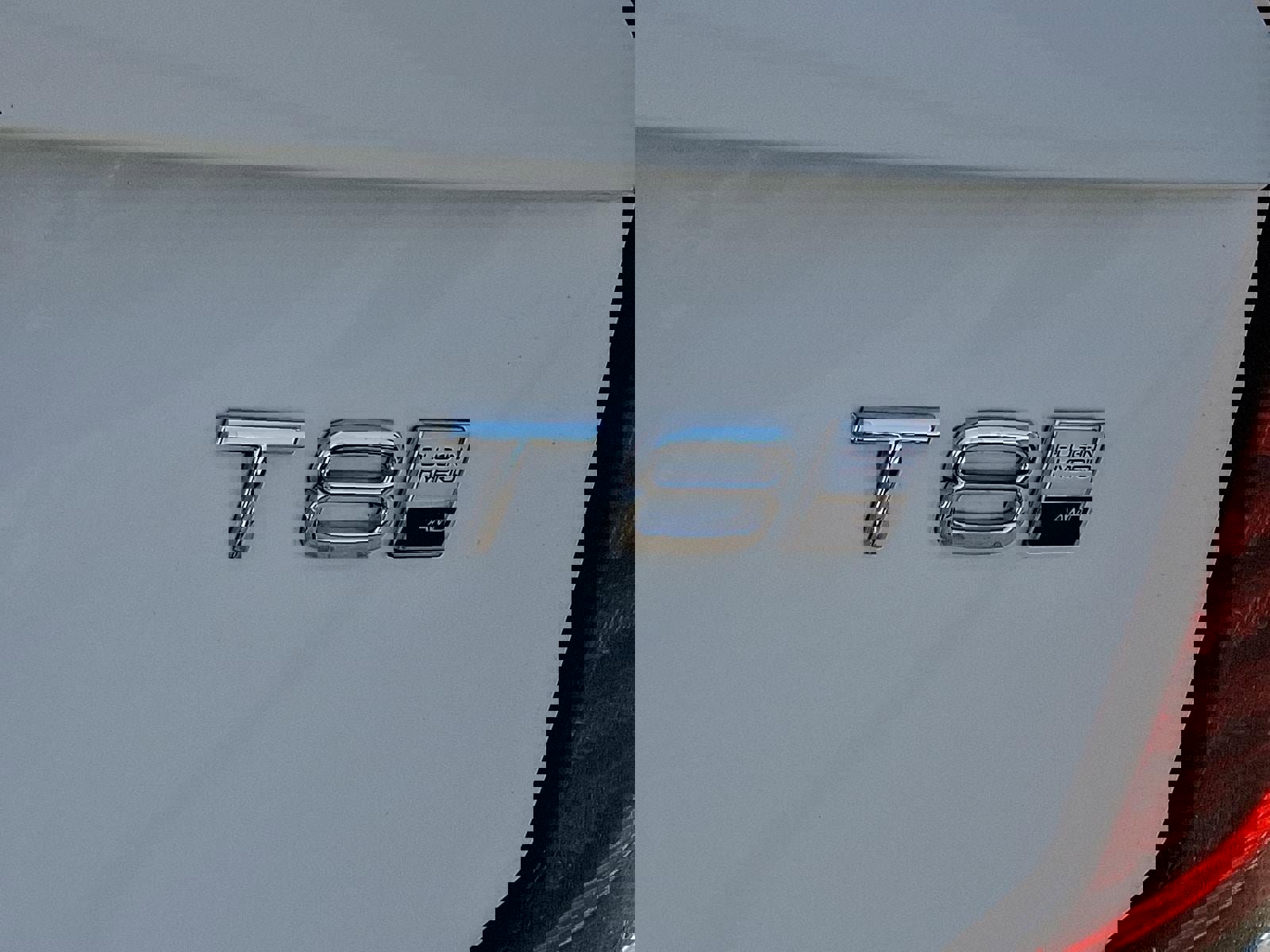 Certified 2025 Volvo XC90 T8 Ultra image 31