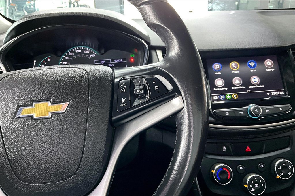 Used 2020 Chevrolet Trax LT w/ Driver Confidence Package AWD/4WD image 11