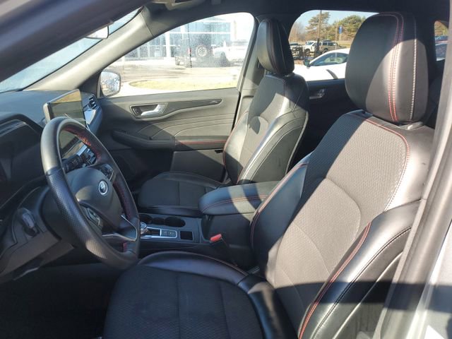 Certified 2023 Ford Escape ST-Line w/ Tech Pack #1 image 5