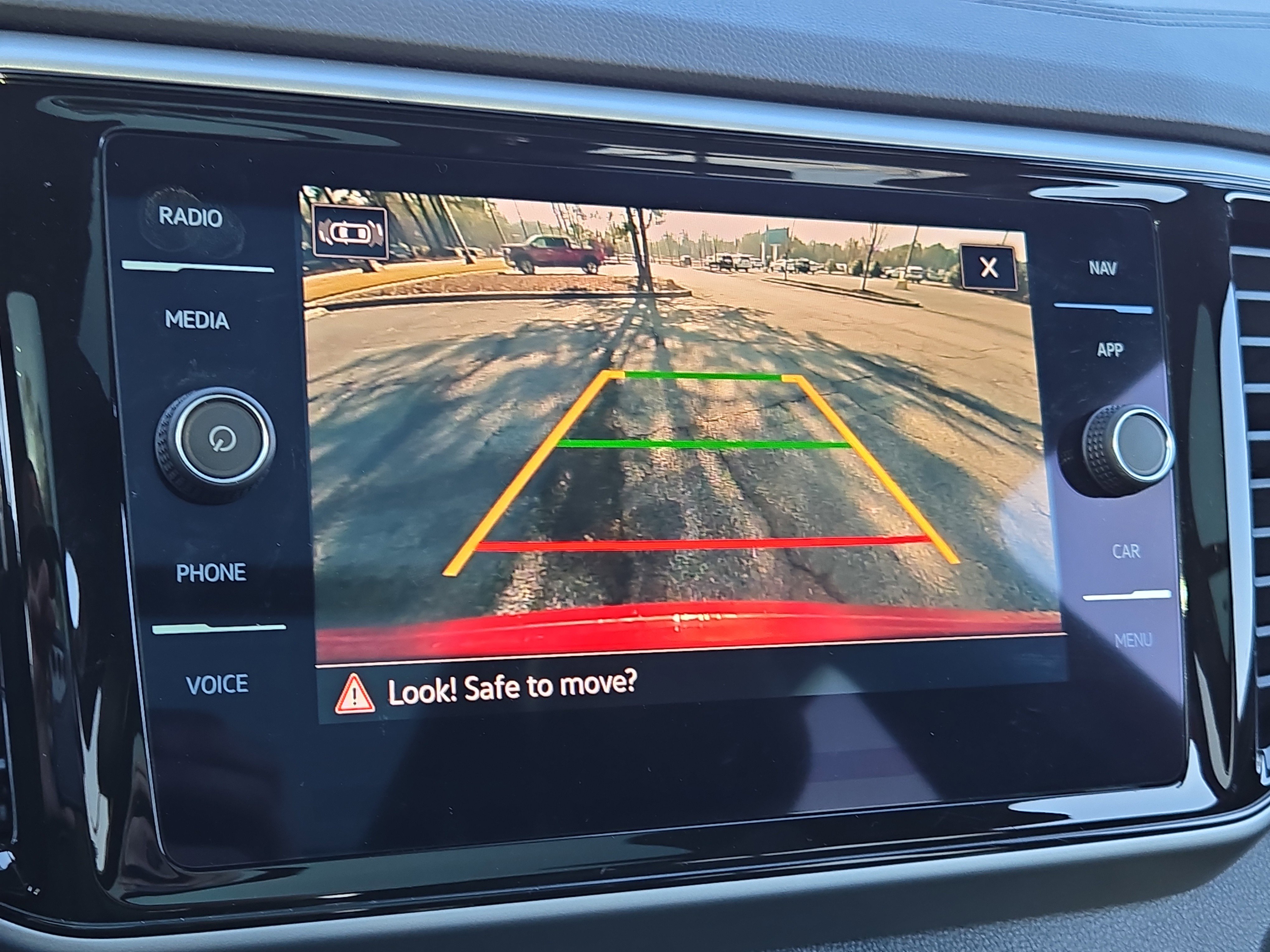 Used 2023 Volkswagen Atlas Cross Sport SEL R-Line image 29