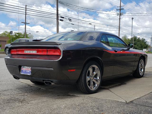 Used 2014 Dodge Challenger SXT w/ Super Sport Group (SS/T) RWD image 6