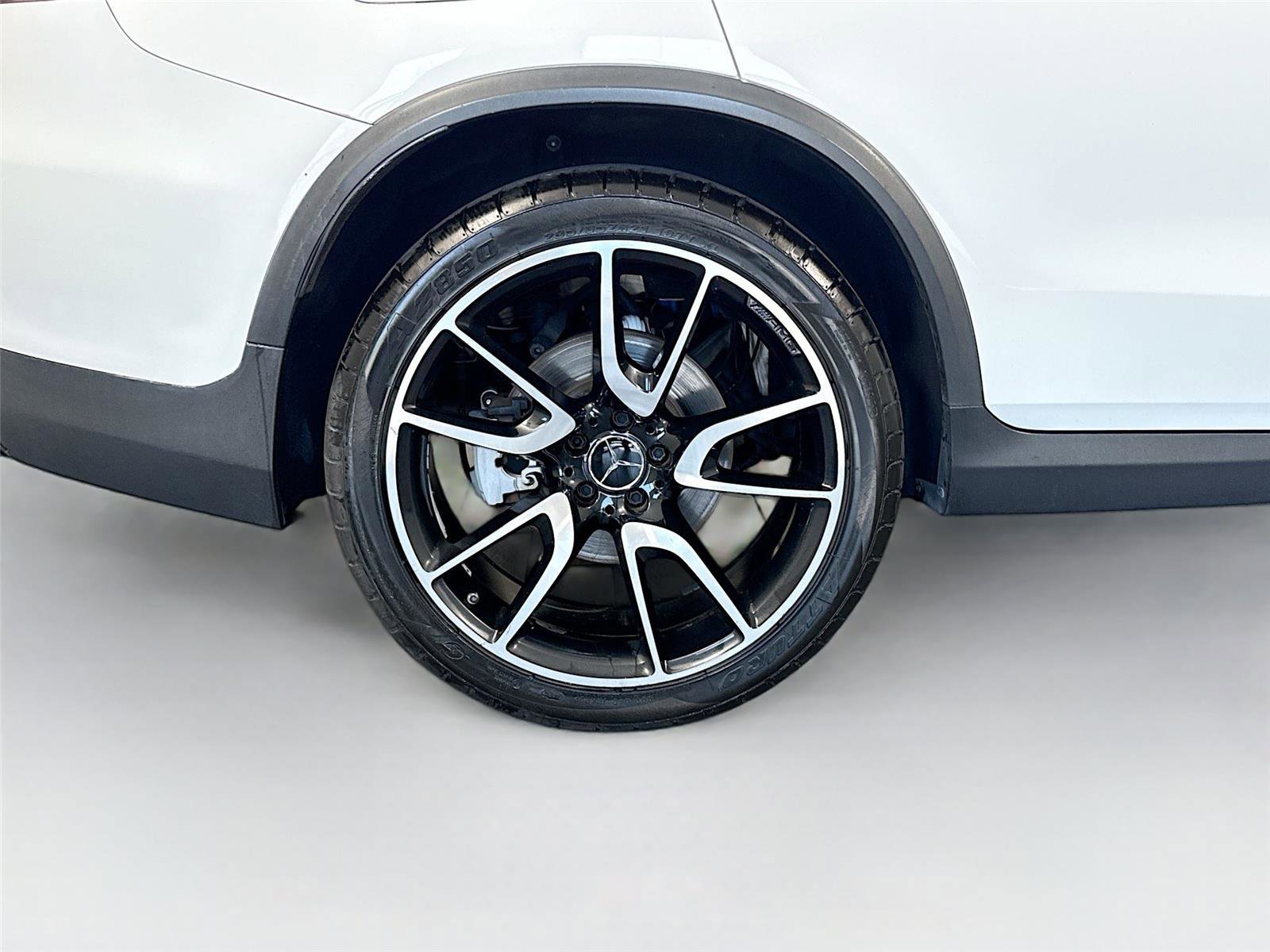 Used 2019 Mercedes-Benz GLC 43 AMG 4MATIC Coupe image 35