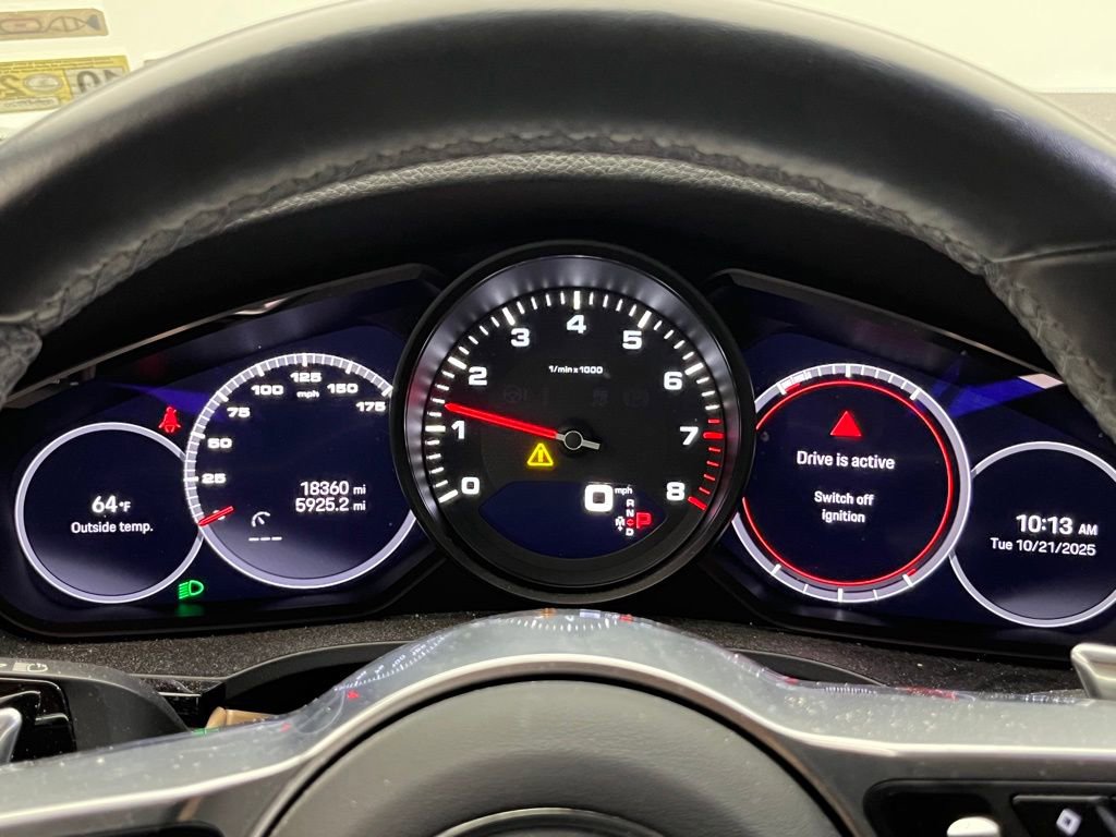 Used 2023 Porsche Cayenne image 13
