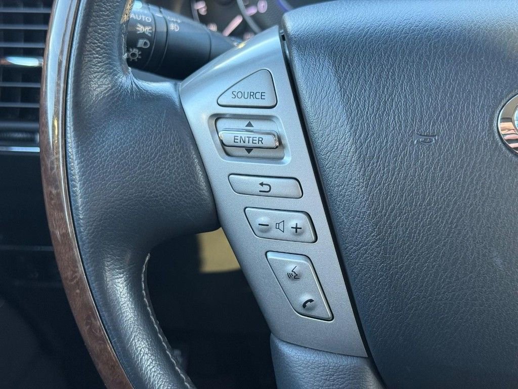 Used 2017 INFINITI QX80 4WD w/ Driver Assistance Package image 18