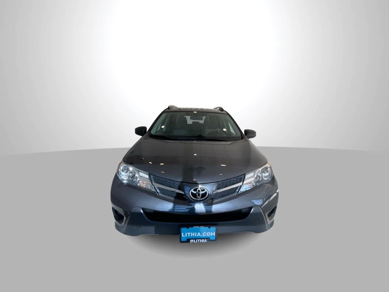 Used 2013 Toyota RAV4 LE AWD/4WD image 3
