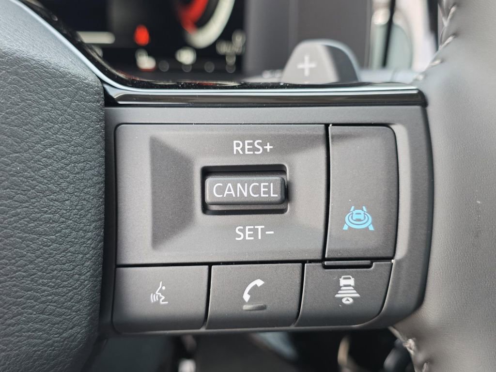 New 2026 Nissan Pathfinder SL image 37