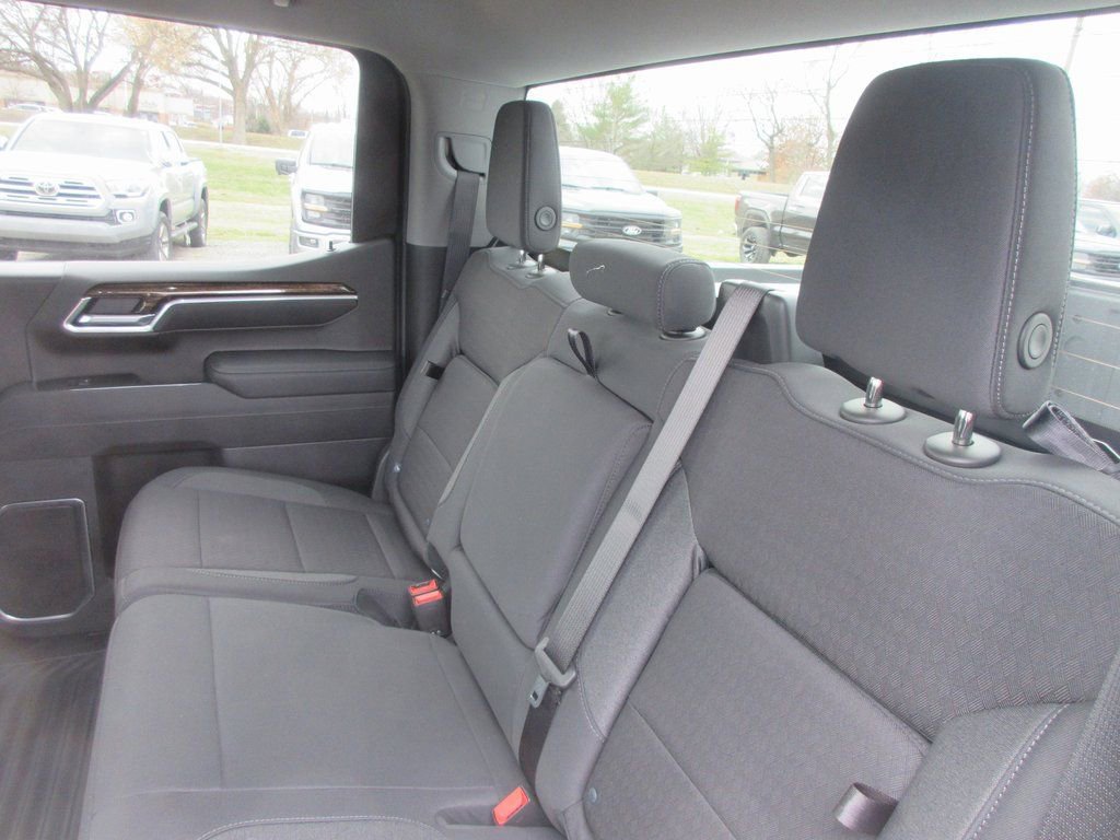 New 2026 GMC Sierra 1500 Elevation image 14