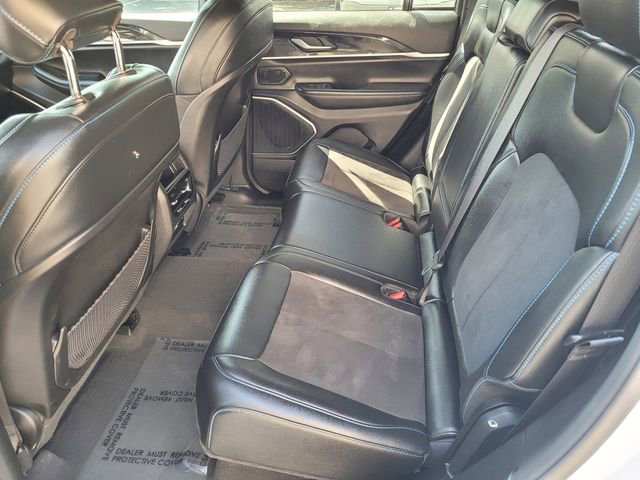 Used 2023 Jeep Grand Cherokee Trailhawk AWD/4WD image 8