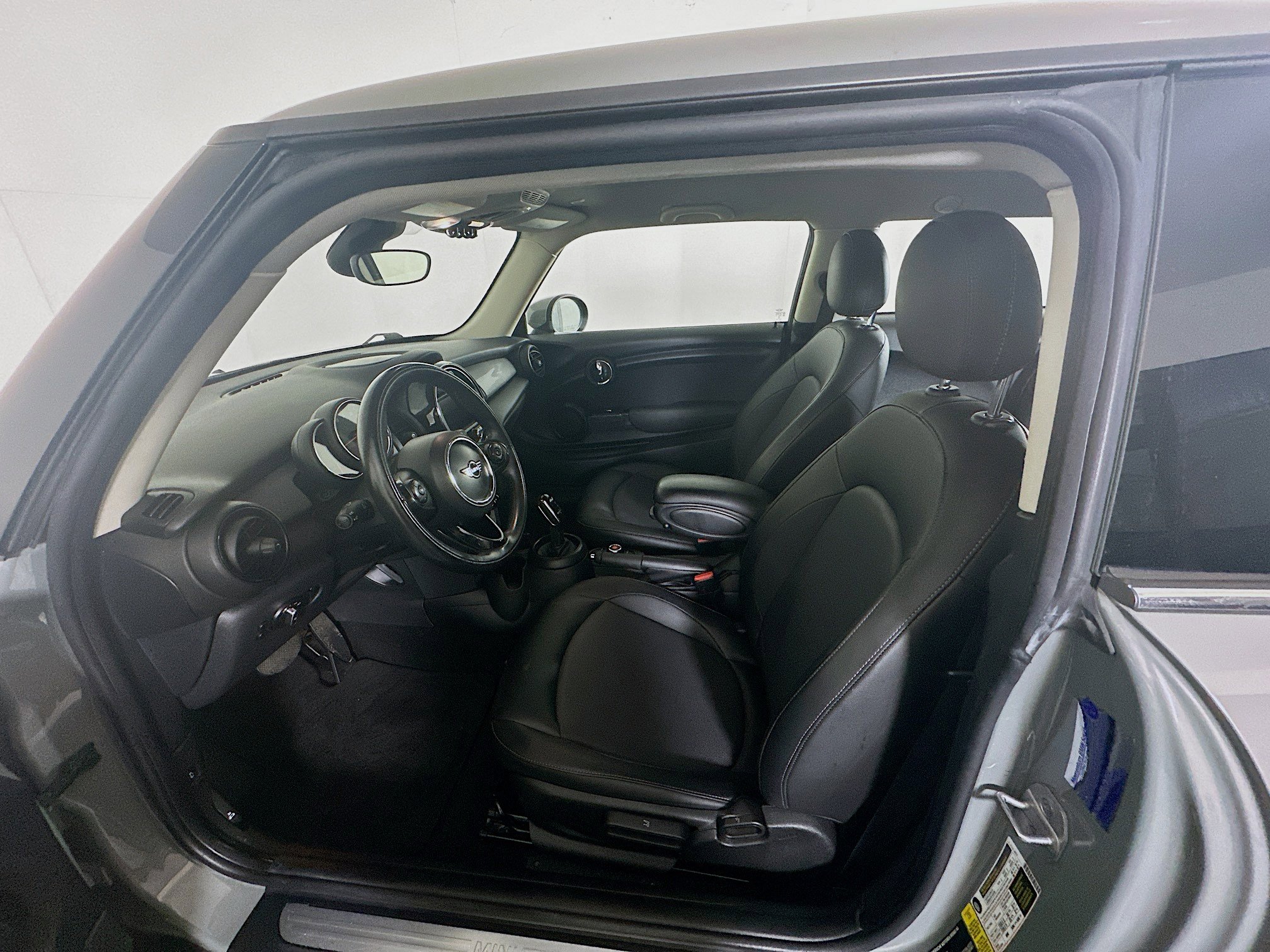 Used 2021 MINI Cooper 2-Door Hardtop w/ Storage Package image 13