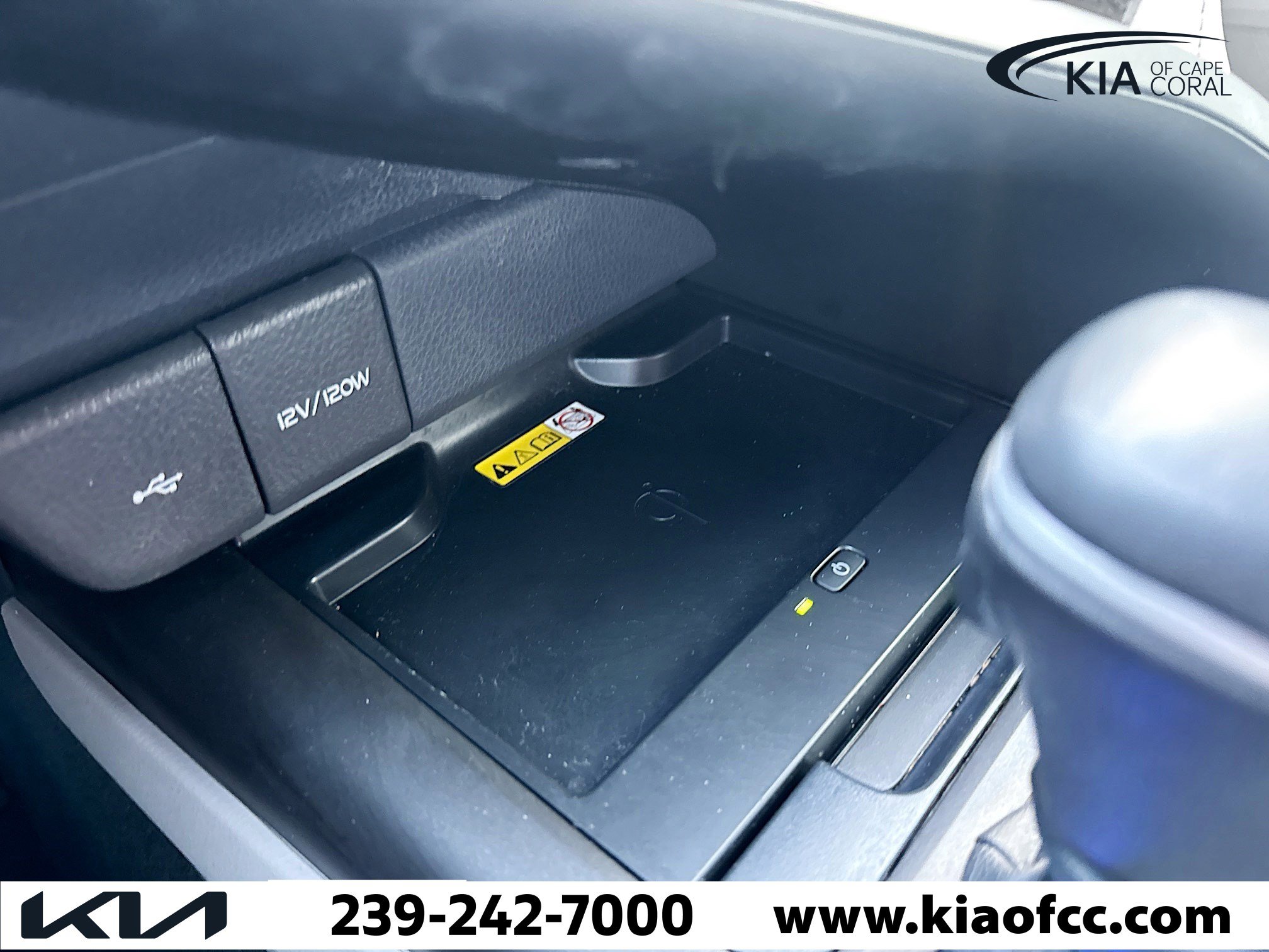 Used 2023 Toyota Camry XLE w/ Navigation Package image 29