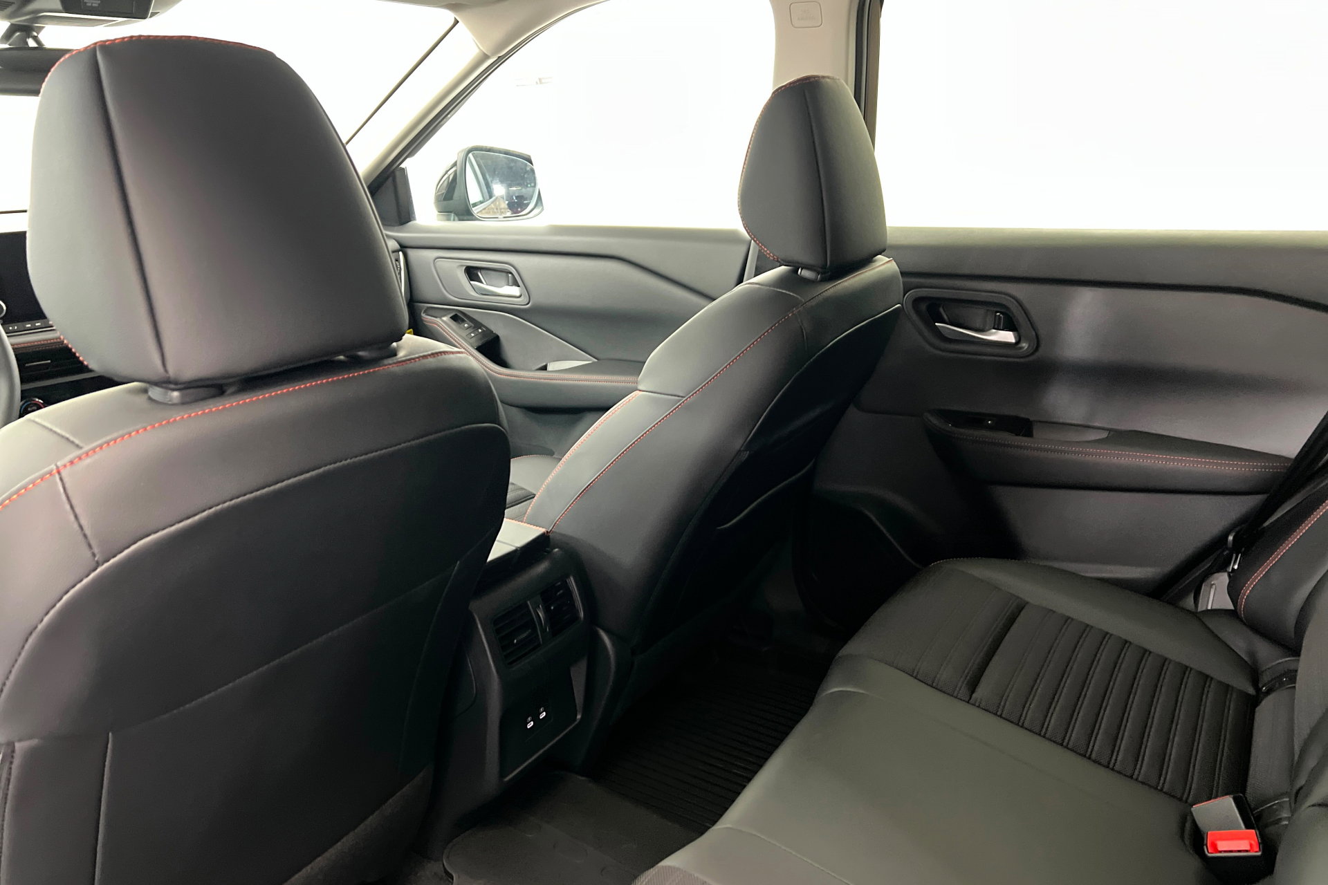 New 2026 Nissan Rogue Rock Creek image 19