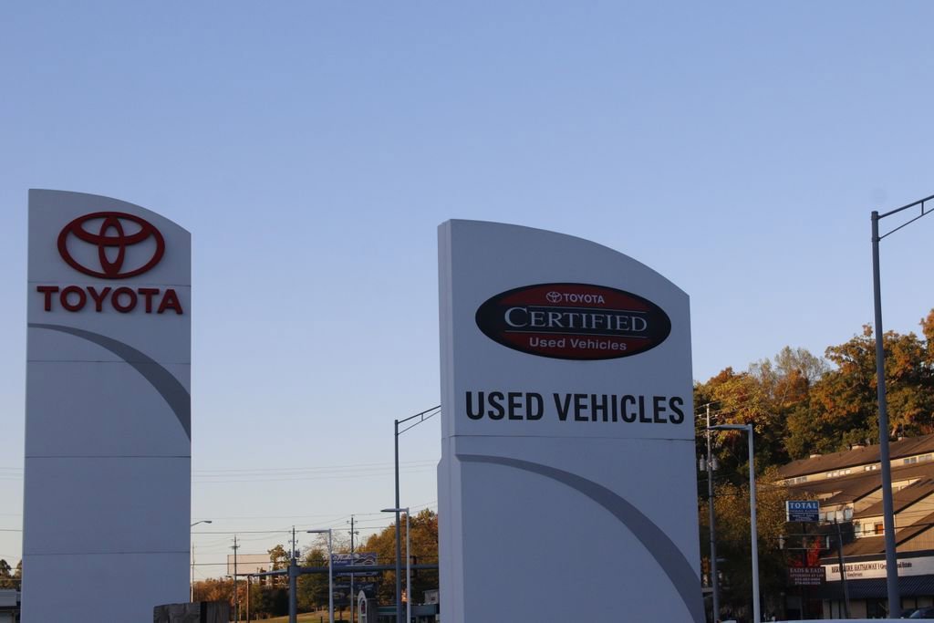 Used 2019 Toyota Tacoma TRD Sport image 7