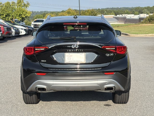 Used 2018 INFINITI QX30 AWD image 6