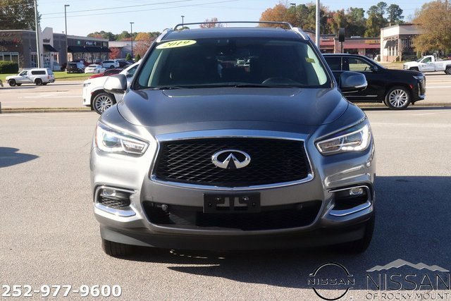 Used 2019 INFINITI QX60 Luxe w/ Essential Package image 2