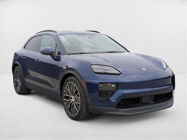 New 2024 Porsche Macan 4 Electric image 7